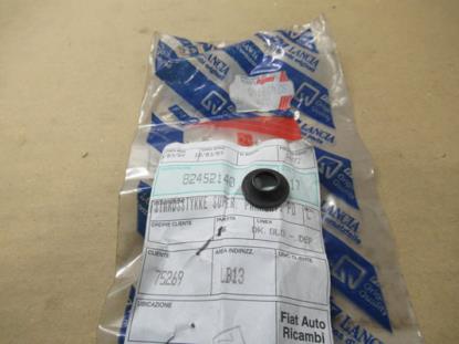 82452140 Achterbumper afstandstuk