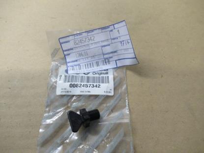 82457342 Radiateur plug