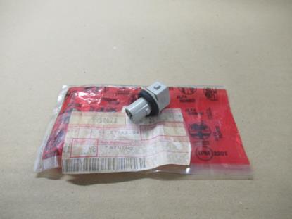 9950623 Koplamphouder