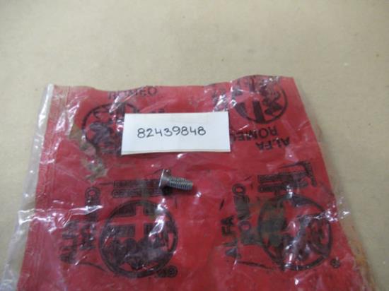 82439848 Achterbumper bout