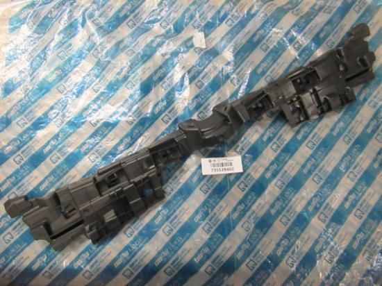 735539402 Voorbumper bevestiging