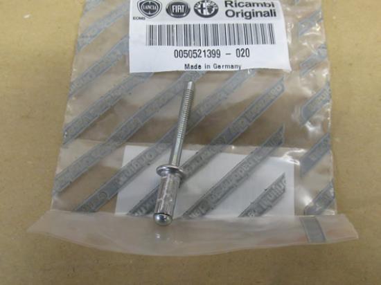 50521399 Raamslinger klinknagel