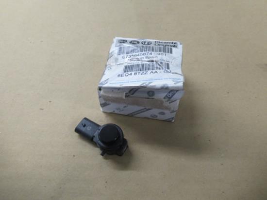 735645874 Parkeersensor achterzijde