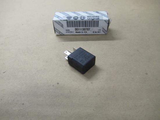 11130787 Relais 20A
