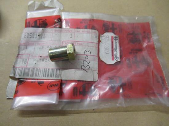 60521426 Handrem moer