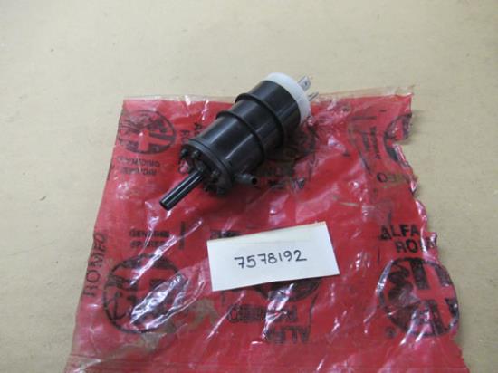 7578192 Koplampwisser sproeierpomp