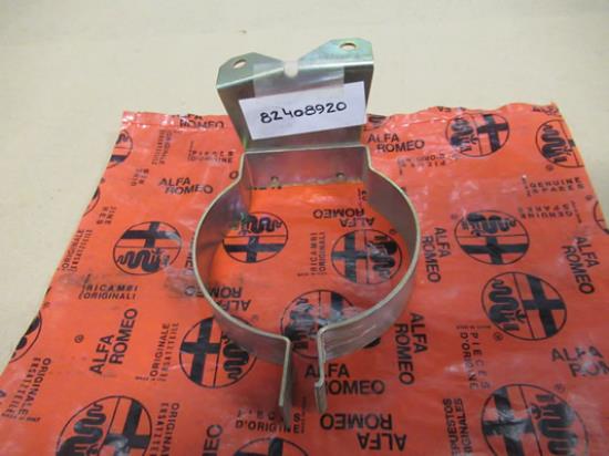 82408920 Stuurbekrachtiging beugel