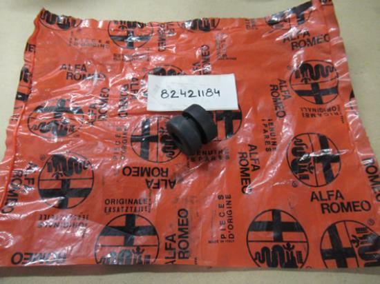 82421184 Ventilator buffer