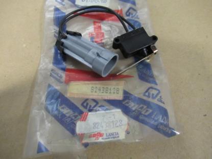 82438128 Centrale vergrendeling schakelaar linkerzijde