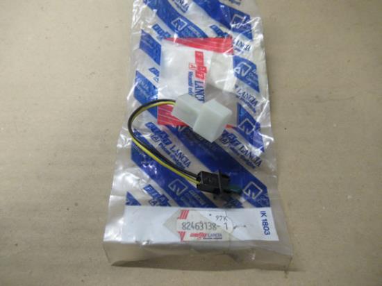 82463138 Dashboard lamphouder