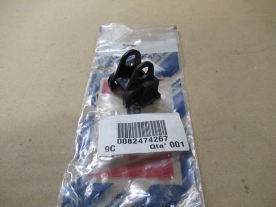 82474267 Voorstoel sierstuk