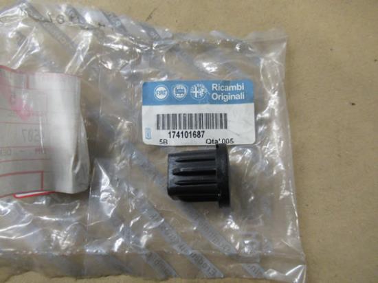 174101687 Voorstoel plug