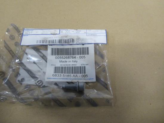 55268764 Bout met ring