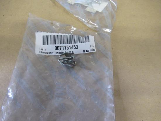 71751453 Interieur bekleding veertje