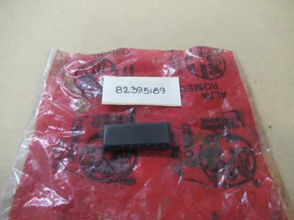 82395189 Achterbank knop