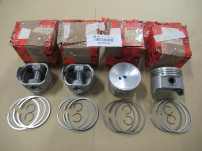 60750682 Zuiger met zuigerveren set