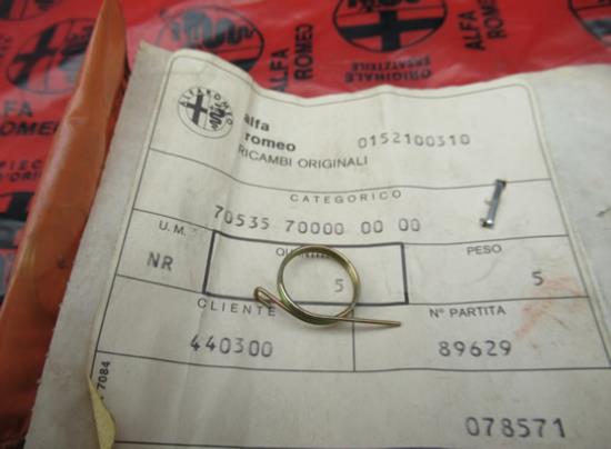 705357 Interieur veertje