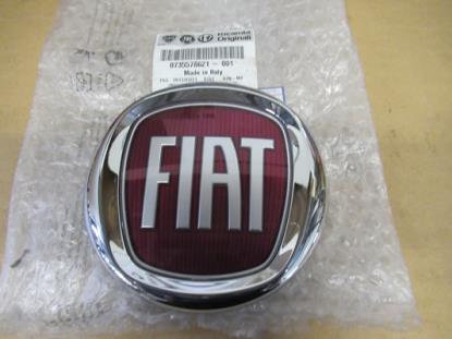 735578621 Embleem FIAT voorzijde