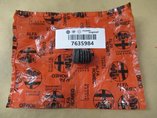 7635984 Motorkap buffer