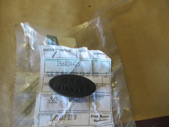 156034425 Airbag plug linkerzijde