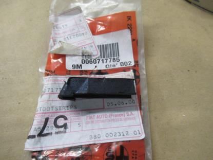 60717785 Portier stootstrip rechtsvoor