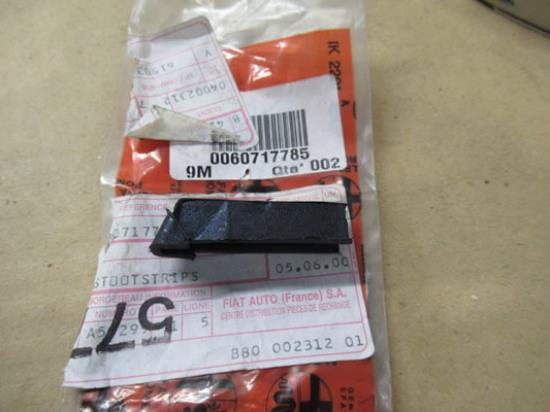 60717785 Portier stootstrip rechtsvoor