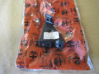 116105907605 Voorbumper beugel rechterzijde