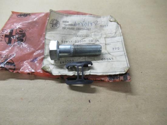 128370 Remmen voorwielen bout