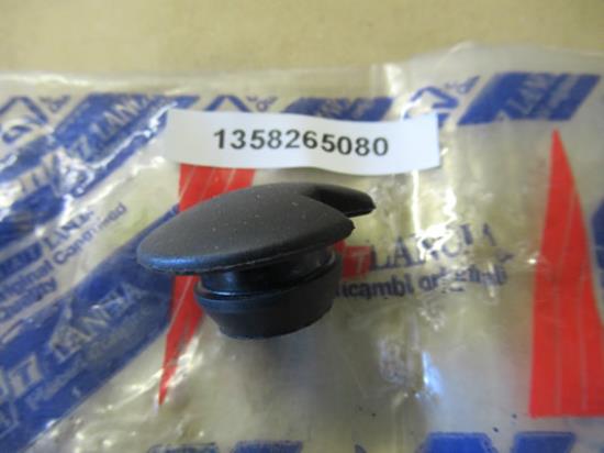 1358265080 Verwarming plug