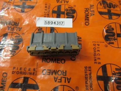 5894317 Schakelpaneel verbinding