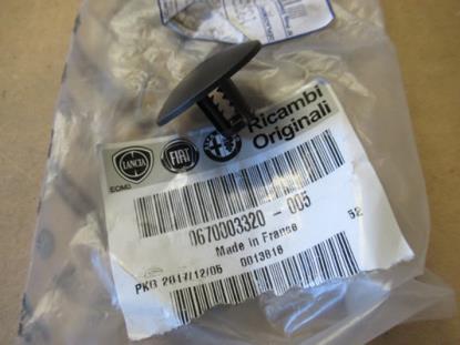 670003320 Reservewiel plug