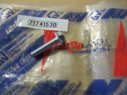 71741530 Bout