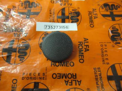 735273156 Interieur plug rechterzijde