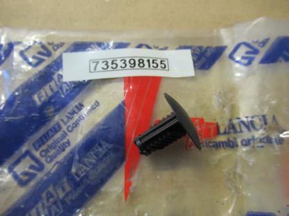 735398155 Interieur plug