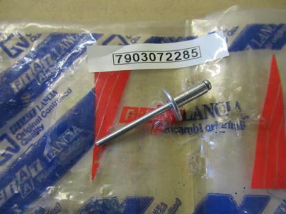 7903072285 Uitlaatpijp revet