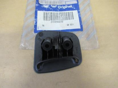 183593262 Achterbank sierstuk