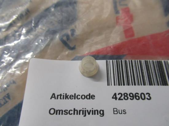 4289603 Ruitenwisser bus