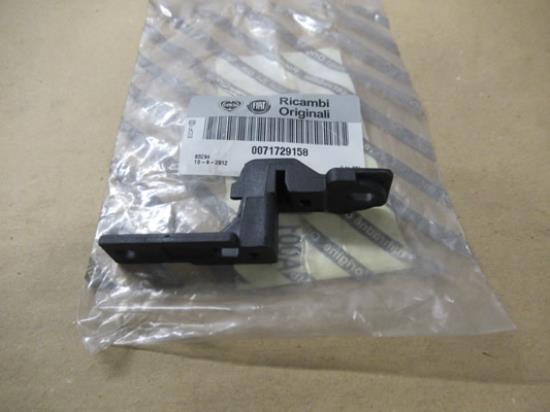 71729158 Panoramadak beugel rechtsvoor