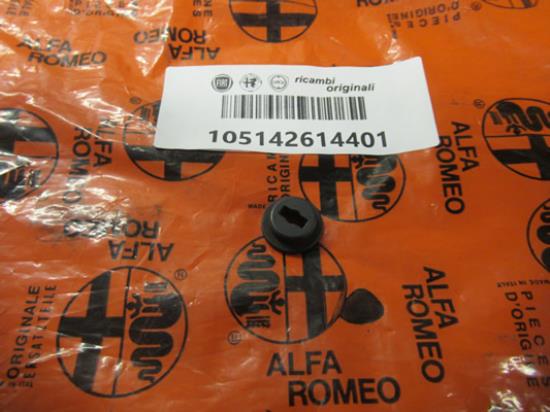 105142614401 Handrem schotel