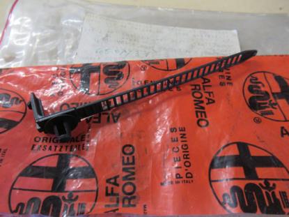 60507731 Bevestigingshouder voor de bedrading