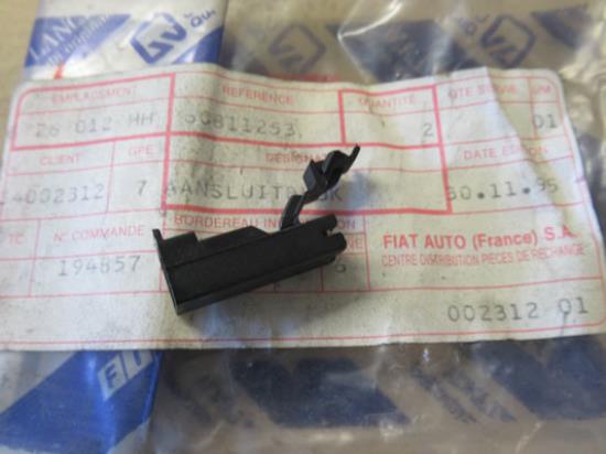 60811253 Verbinding stekker