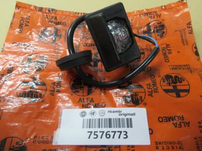 7576773 Kentekenverlichting achterzijde