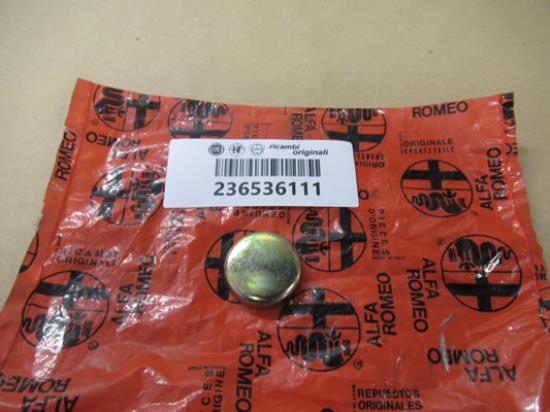 236536111 Motorblok vriesplug