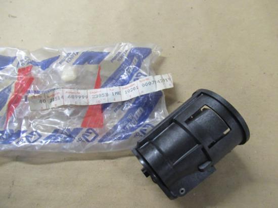 7742919 Brandstoftank vulhals