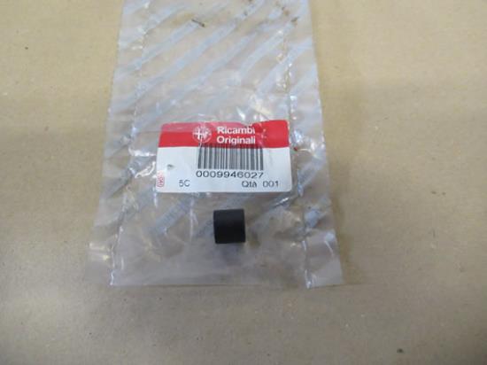 9946027 Stuurbekrachtigingspomp bus