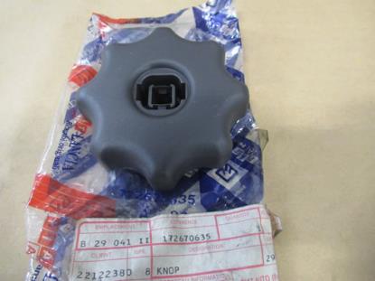 172670635 Voorstoel draaiknop