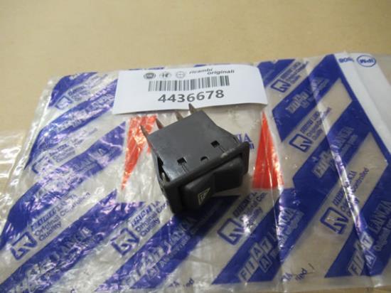 4436678 Gevarenlicht schakelaar