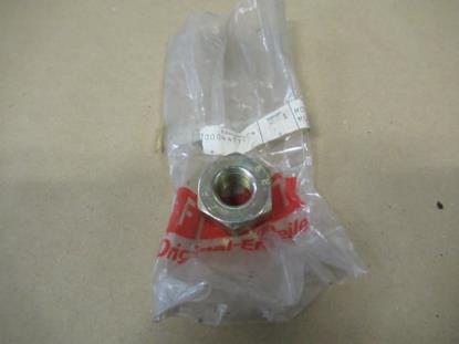 4477204 Voorvering moer