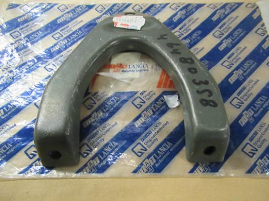 46480358 Motorsteun beugel