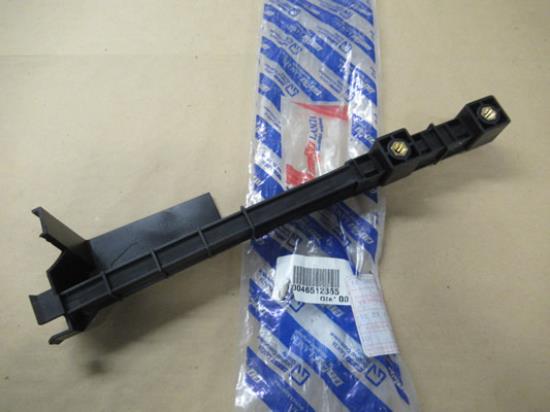 46512365 Raamgeleider rechtsvoor